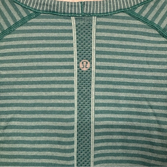 Lululemon Swiftly Tech Long Sleeve Crew shirt top green 
Heathered Forage Teal - Picture 9 of 10